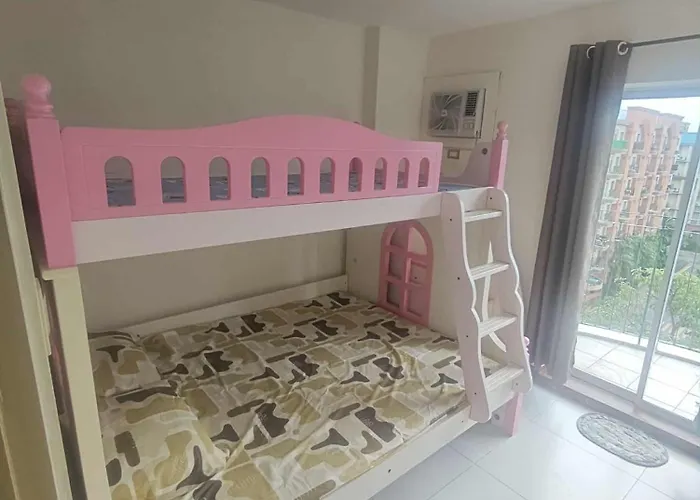 Chateau Elysee Apartment *